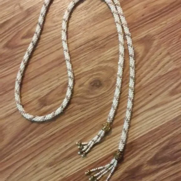 49" Long Necklace or Belt White and Gold Beads Beautiful. - Picture 4 of 5